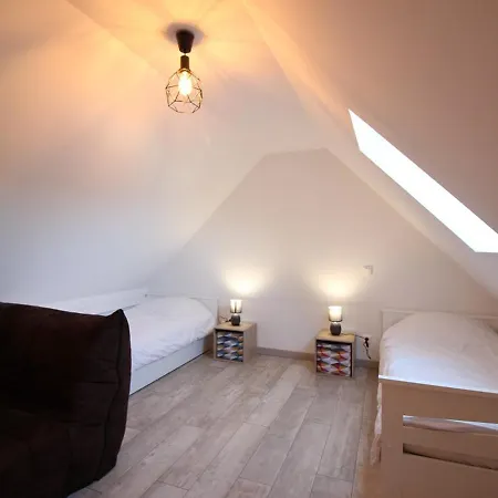 Maison Confortable A - 8 Pers, Vue Degagee, Parking, Moderne, Proche Centre - Fr-1-608-203